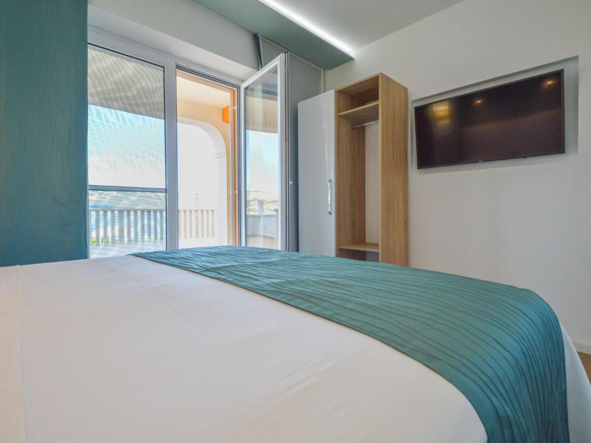 Apartment Mornar-5 By Interhome Trogir Bagian luar foto