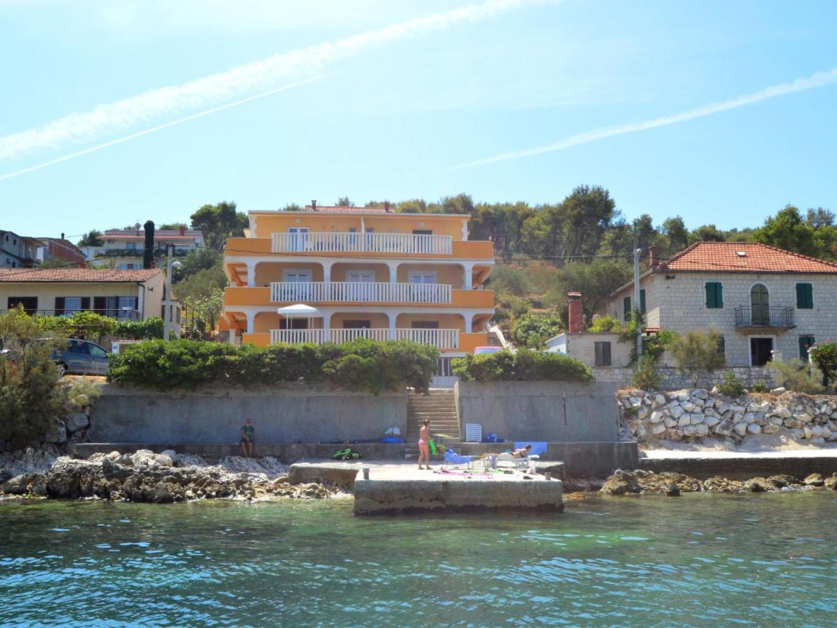 Apartment Mornar-5 By Interhome Trogir Bagian luar foto