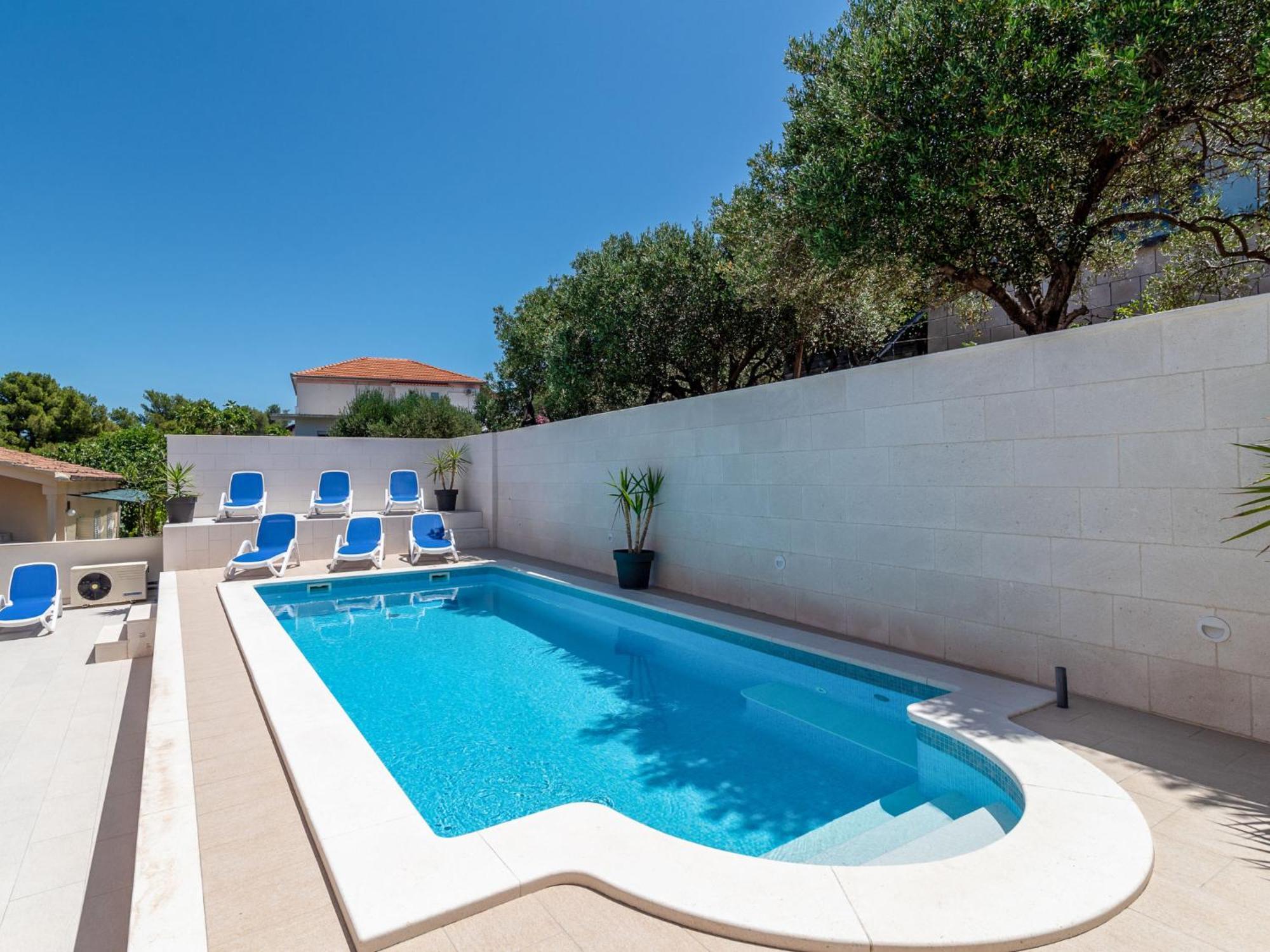 Apartment Mornar-5 By Interhome Trogir Bagian luar foto